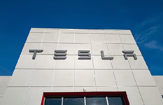 Tesla Sets Eyesight on India's Middle Class, But Sudden Tariffs Force Cautious Approach